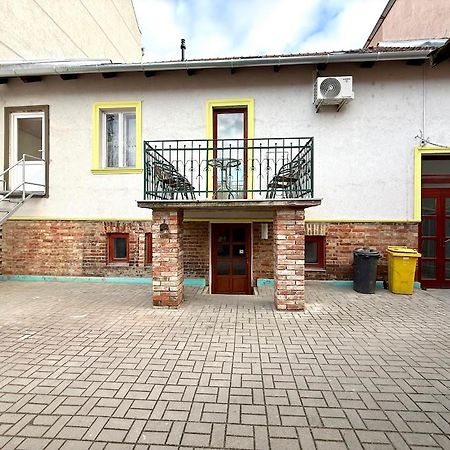 Hotel Kuriozum Vendeghaz Segedín Exteriér fotografie