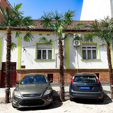 Hotel Kuriozum Vendeghaz Segedín Exteriér fotografie