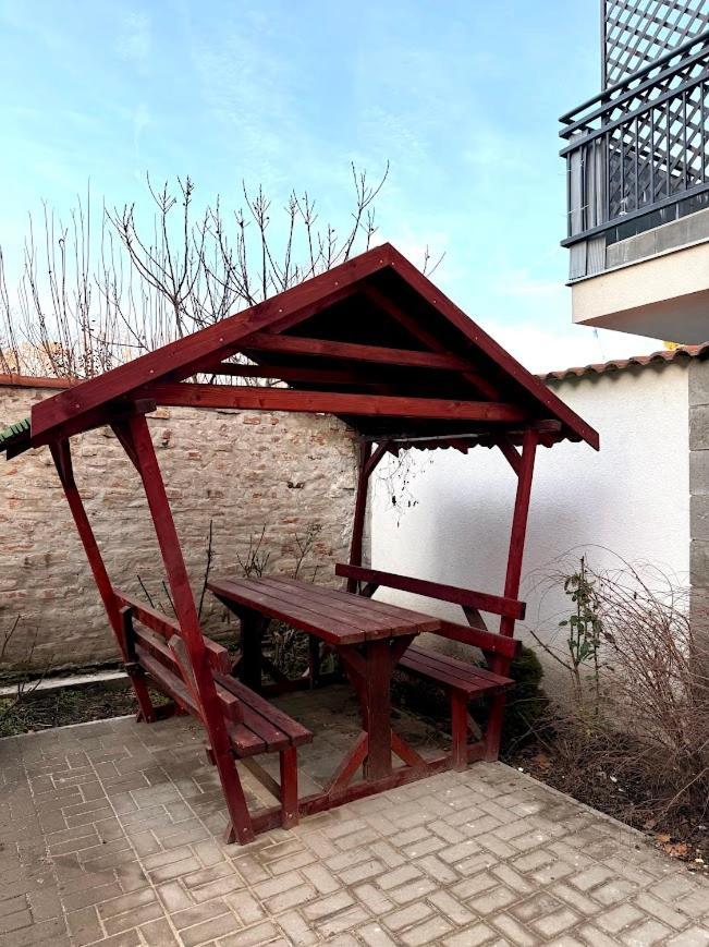 Hotel Kuriozum Vendeghaz Segedín Exteriér fotografie