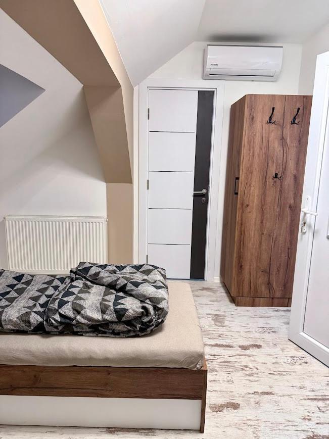Hotel Kuriozum Vendeghaz Segedín Exteriér fotografie