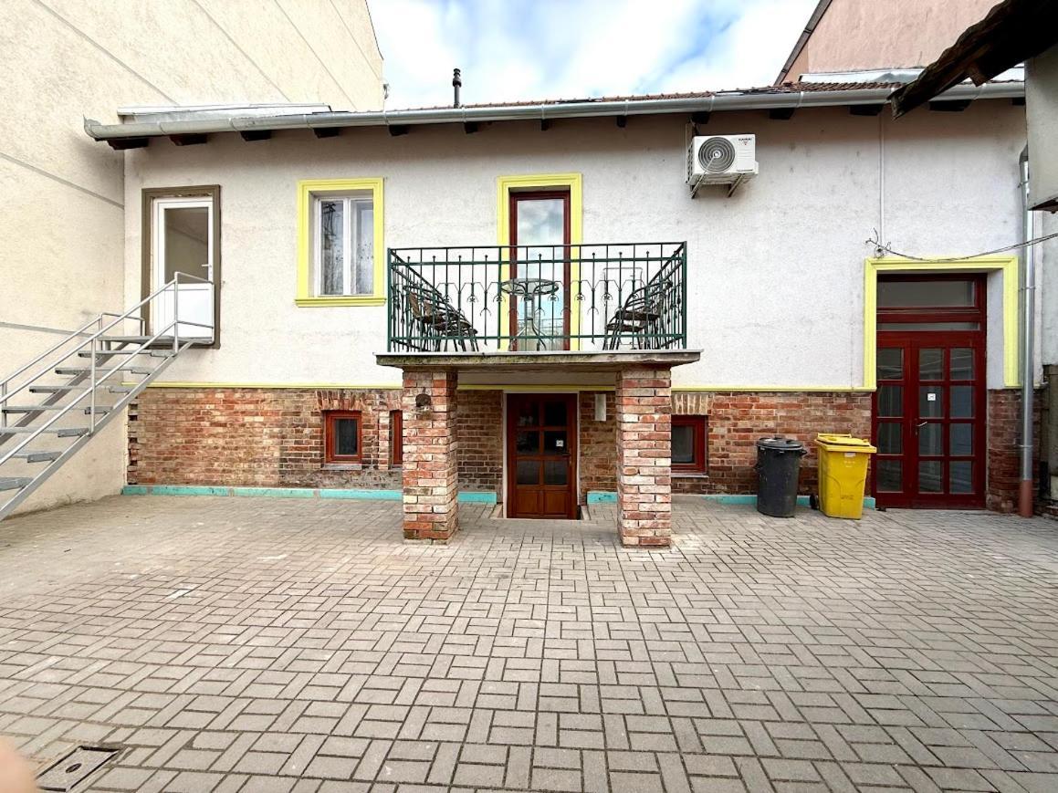 Hotel Kuriozum Vendeghaz Segedín Exteriér fotografie